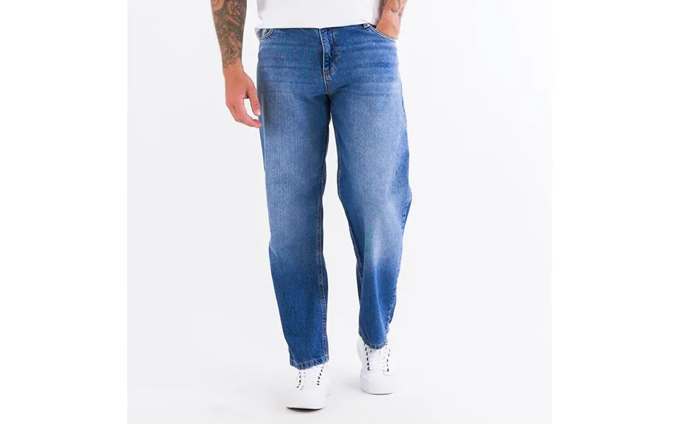 10 men's fashion deals to buy on black friday 2023 Kingsqueens Elliot Jeans Short 62493115 15559 large