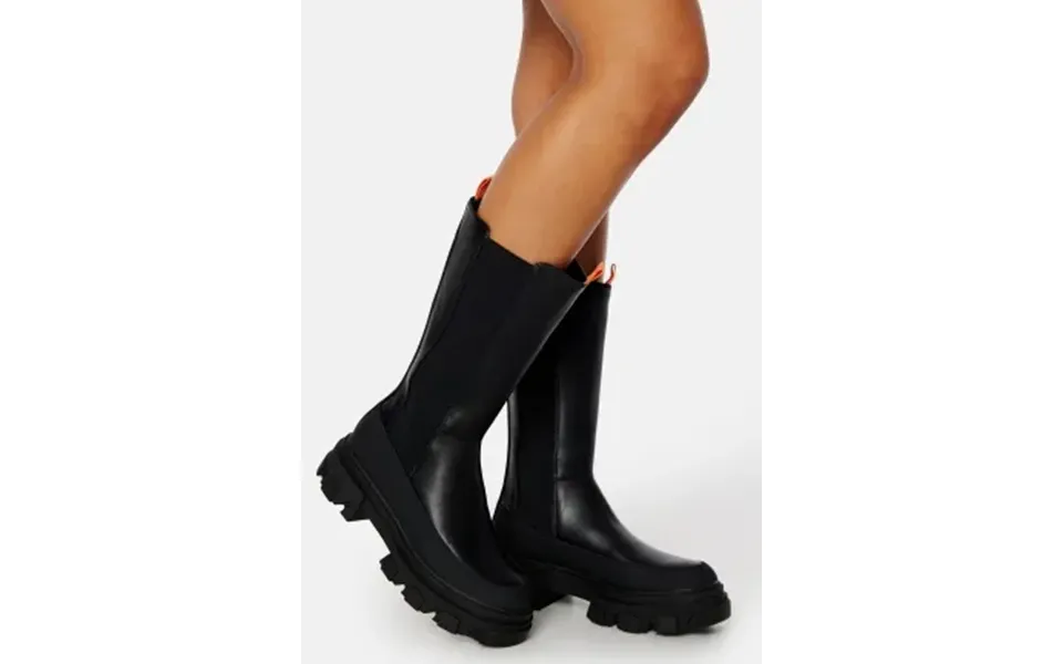 Fashionable women's boots: which ones to wear in 2024? Bubbleroom Only Tola Tall Chunky Boot Black 40 93869929 5715310385673 large
